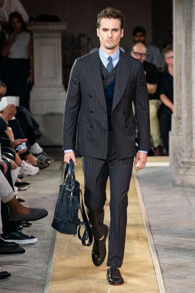 Look 2